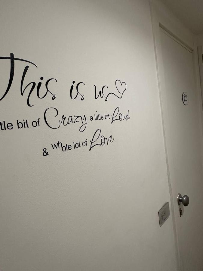 Black & White Luxury Rooms Bari Esterno foto